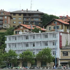 Hotel Petit Palace Tamarises, Getxo